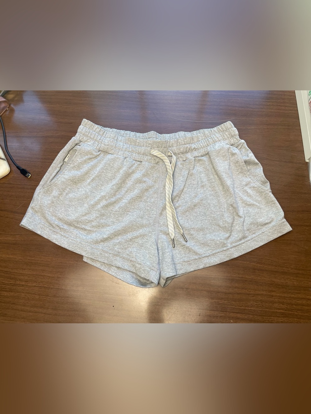 Vuori Light Gray Women's Elastic Drawstring Shorts